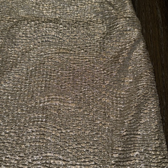 🟠 NWT GOLD FOIL MINI SKIRT SIZE LARGE - Picture 3 of 6